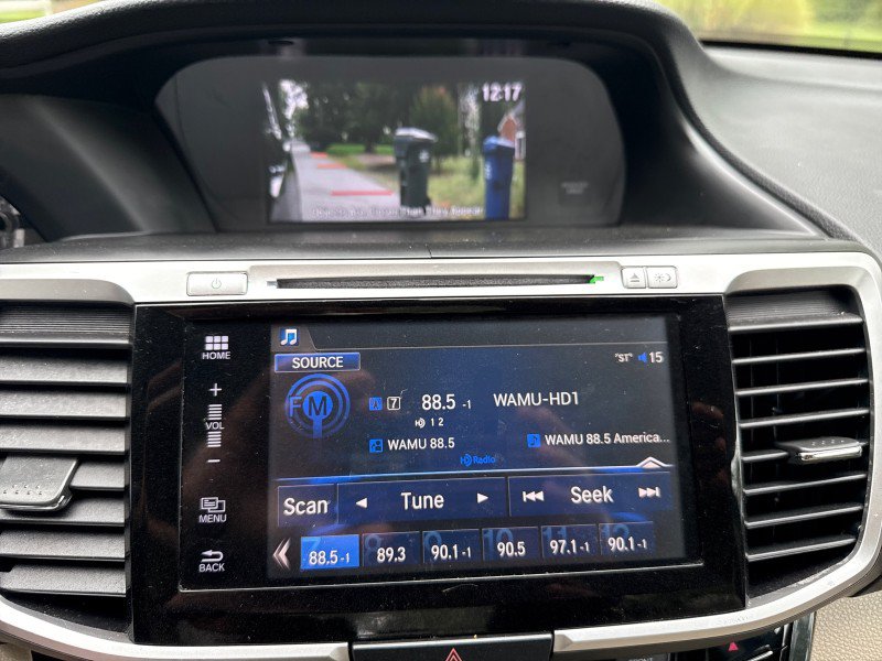 Used 2017 Honda Accord EX-L image 55
