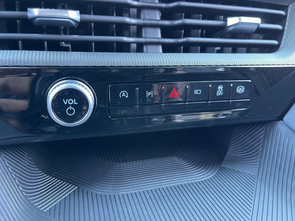 New 2026 Ford Explorer ST-Line w/ ST-Line Street Pack image 10