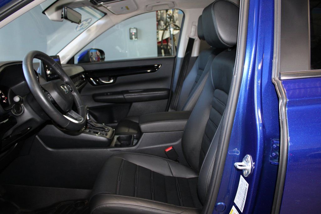 Used 2025 Honda CR-V EX-L image 12
