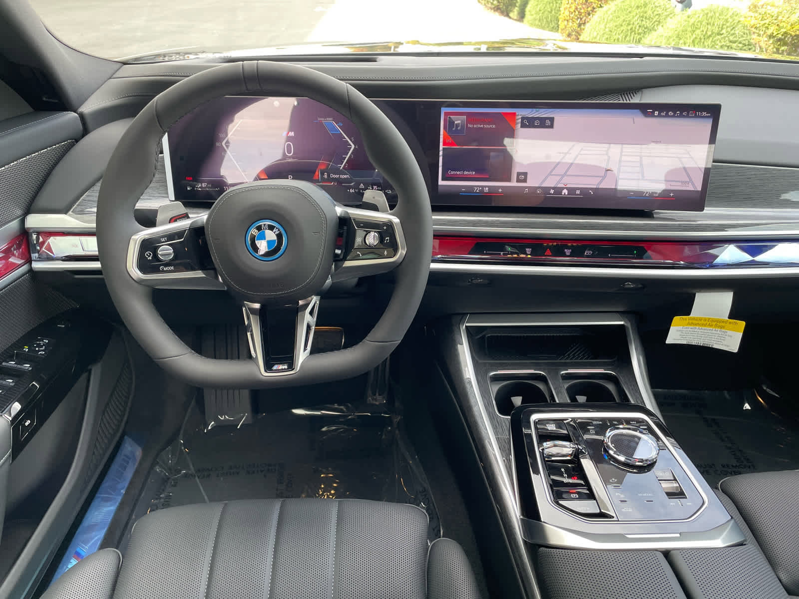 New 2026 BMW 750e xDrive w/ Executive Package image 14