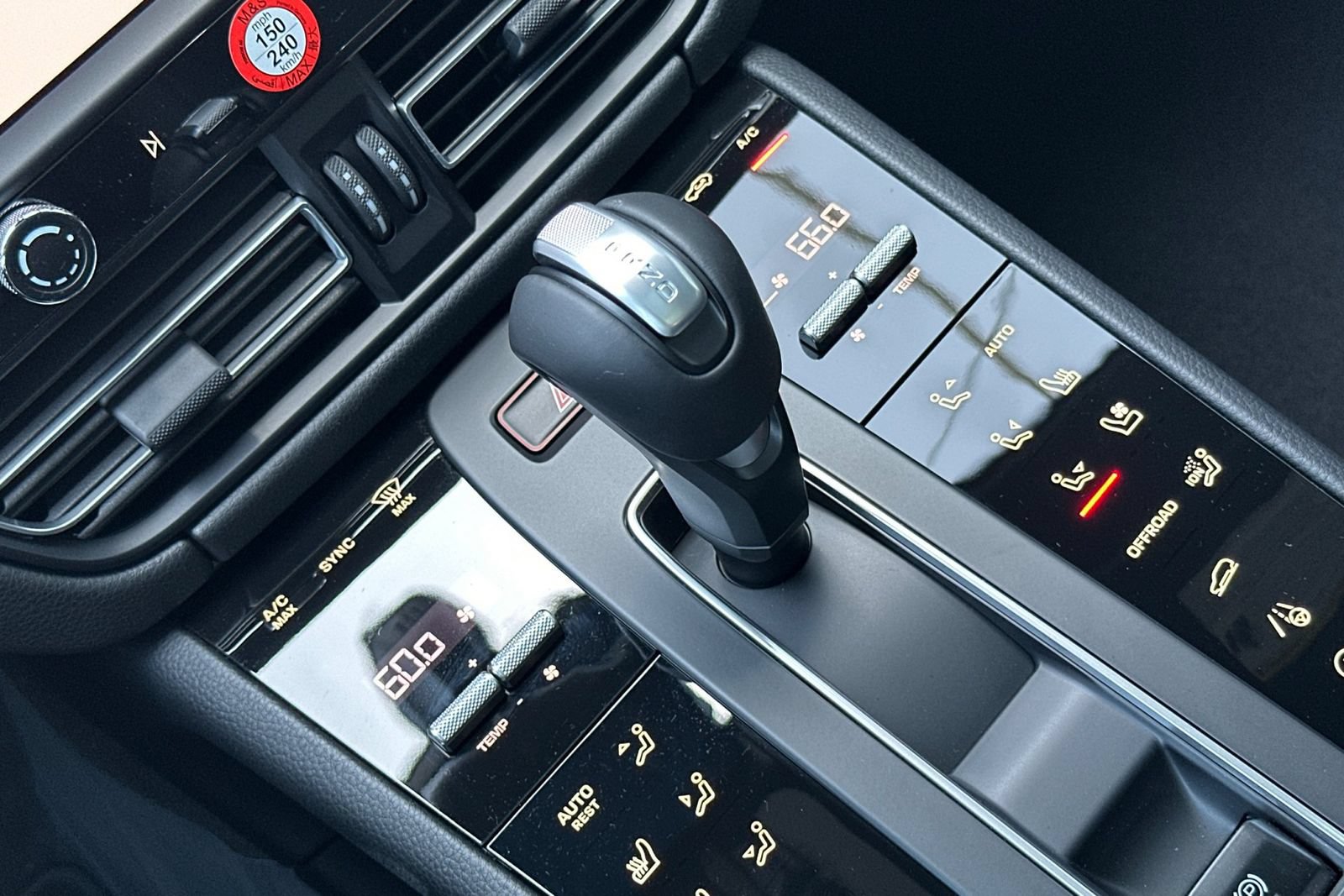 New 2026 Porsche Macan AWD/4WD image 28