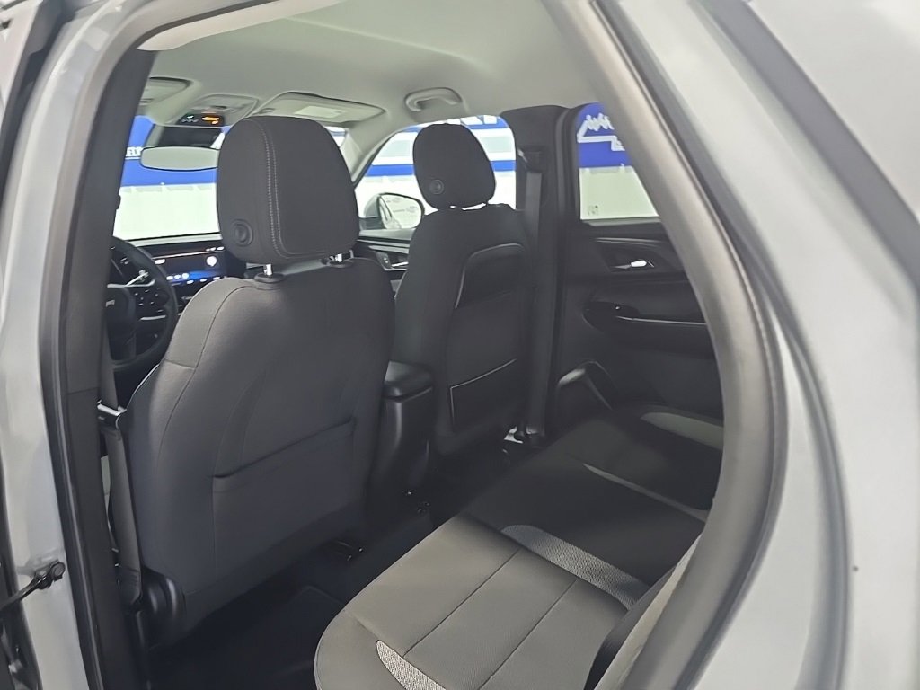 Used 2025 Chevrolet TrailBlazer LT image 19