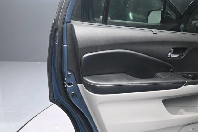 Used 2017 Honda Pilot Touring image 16