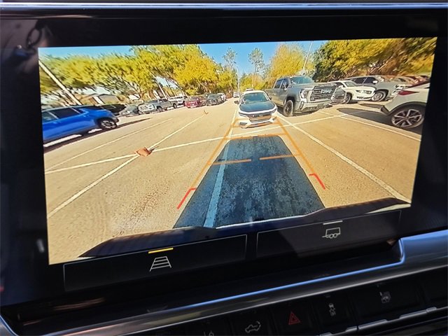 Used 2025 Chevrolet Silverado 2500 LT w/ Convenience Package image 32