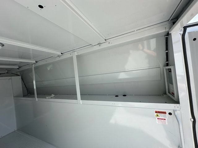 New 2027 Ford E-350 and Econoline 350 Super Duty w/ Interior Upgrade Package RWD image 25