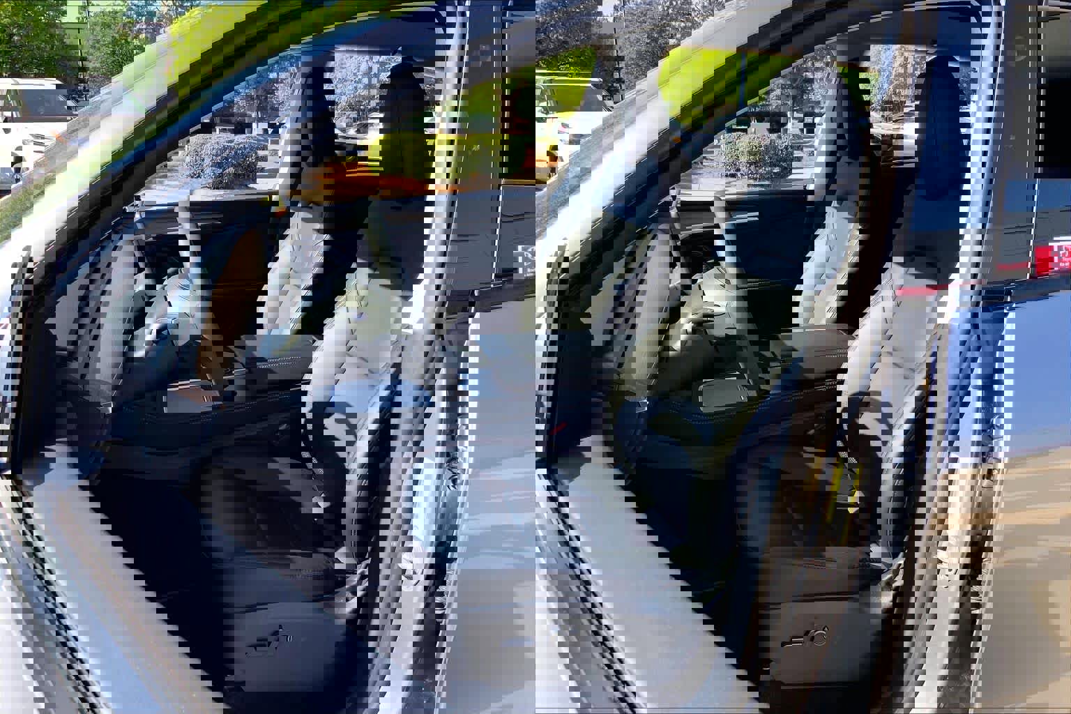 Used 2024 Tesla Model Y Long Range image 7