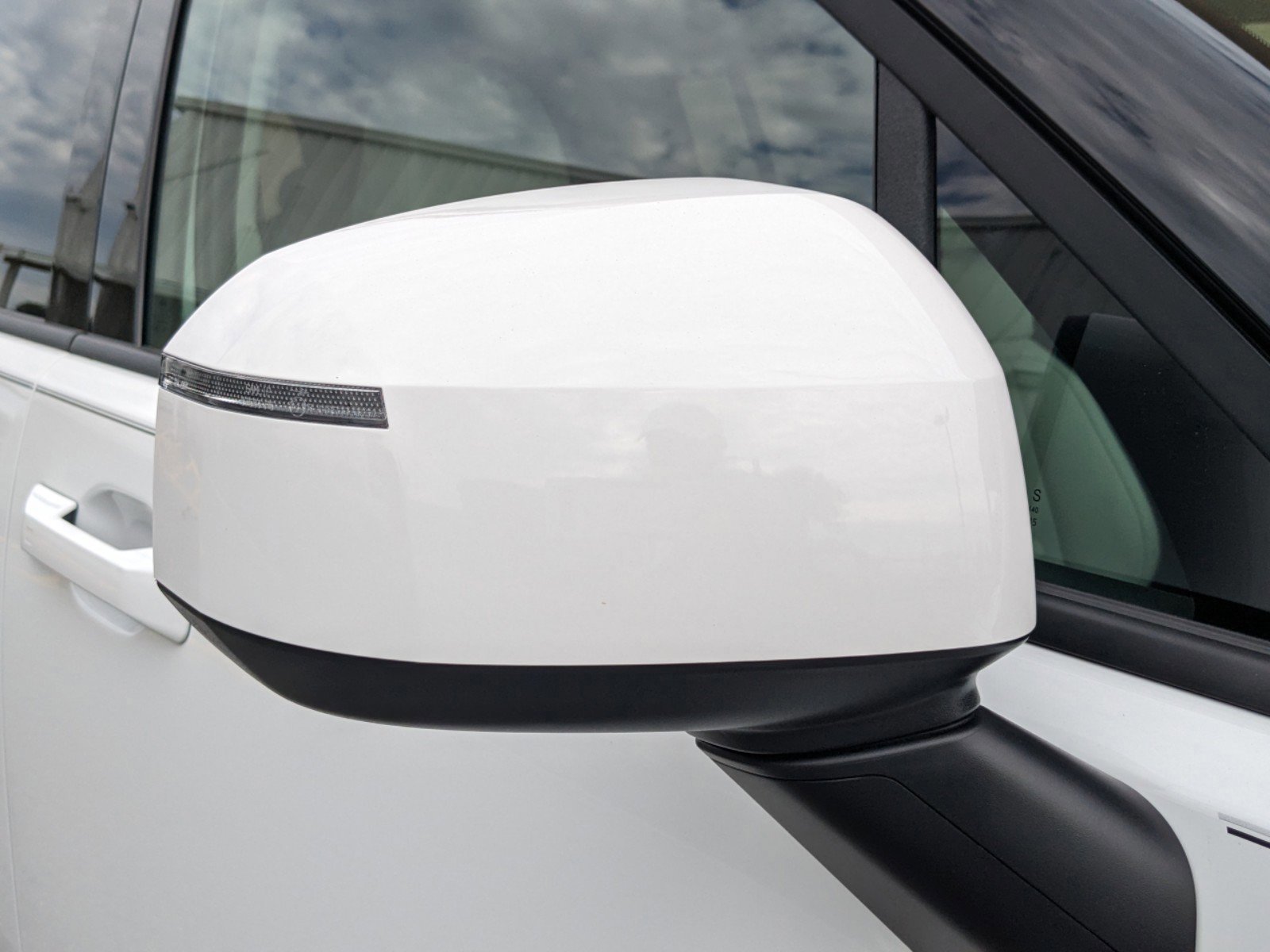 New 2026 Hyundai Santa Fe SEL FWD image 14