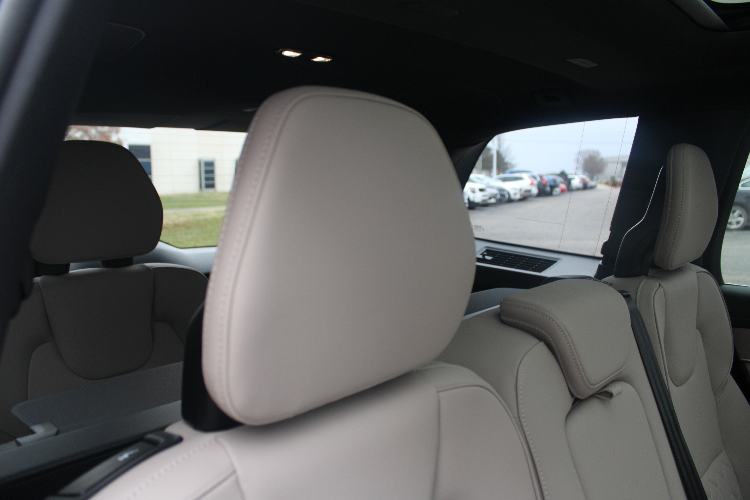 New 2026 Volvo XC90 B6 Plus w/ Protection Package AWD/4WD image 47