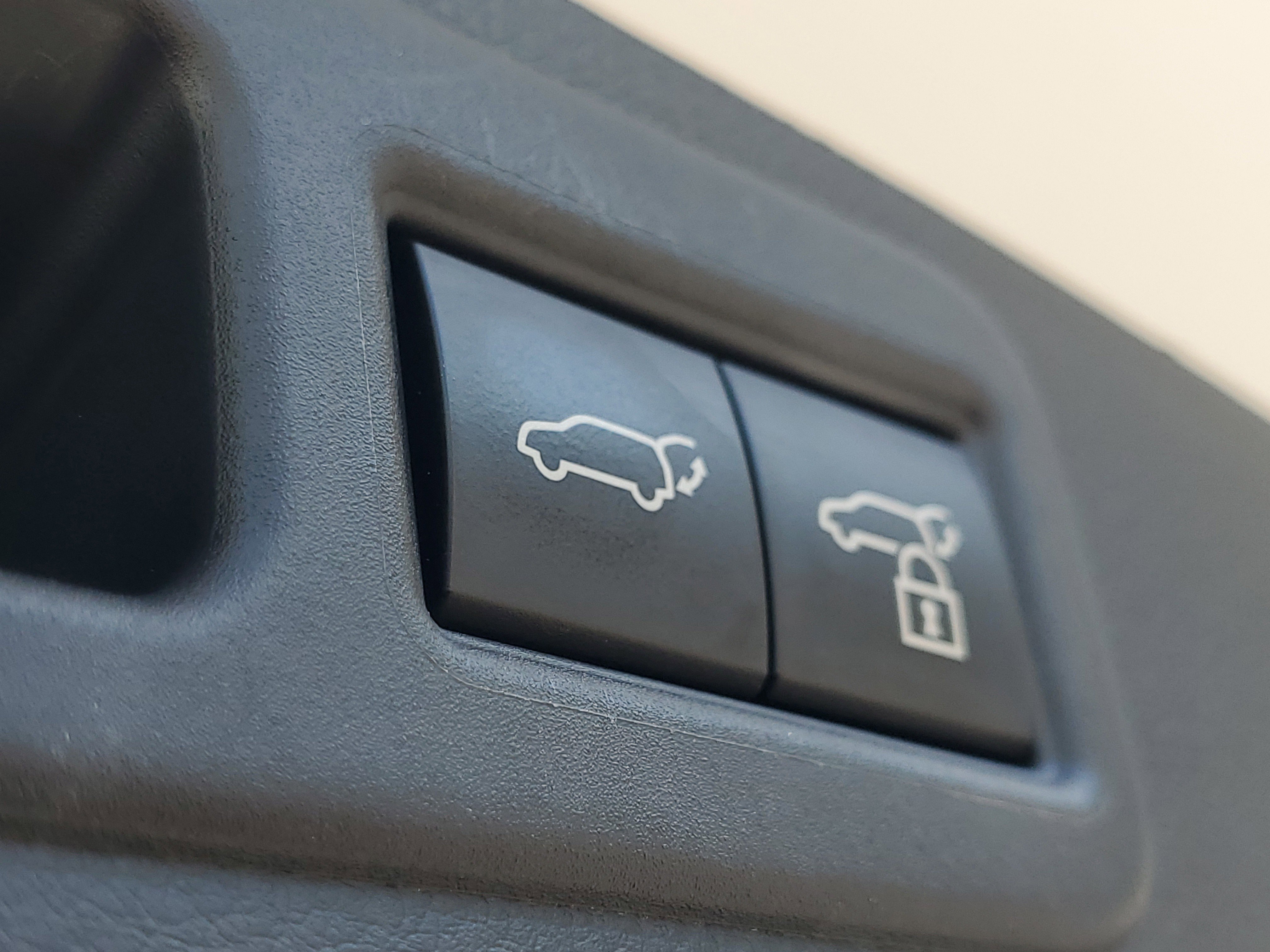 Used 2024 Lexus RX 500h F Sport w/ Cold Area Package image 9