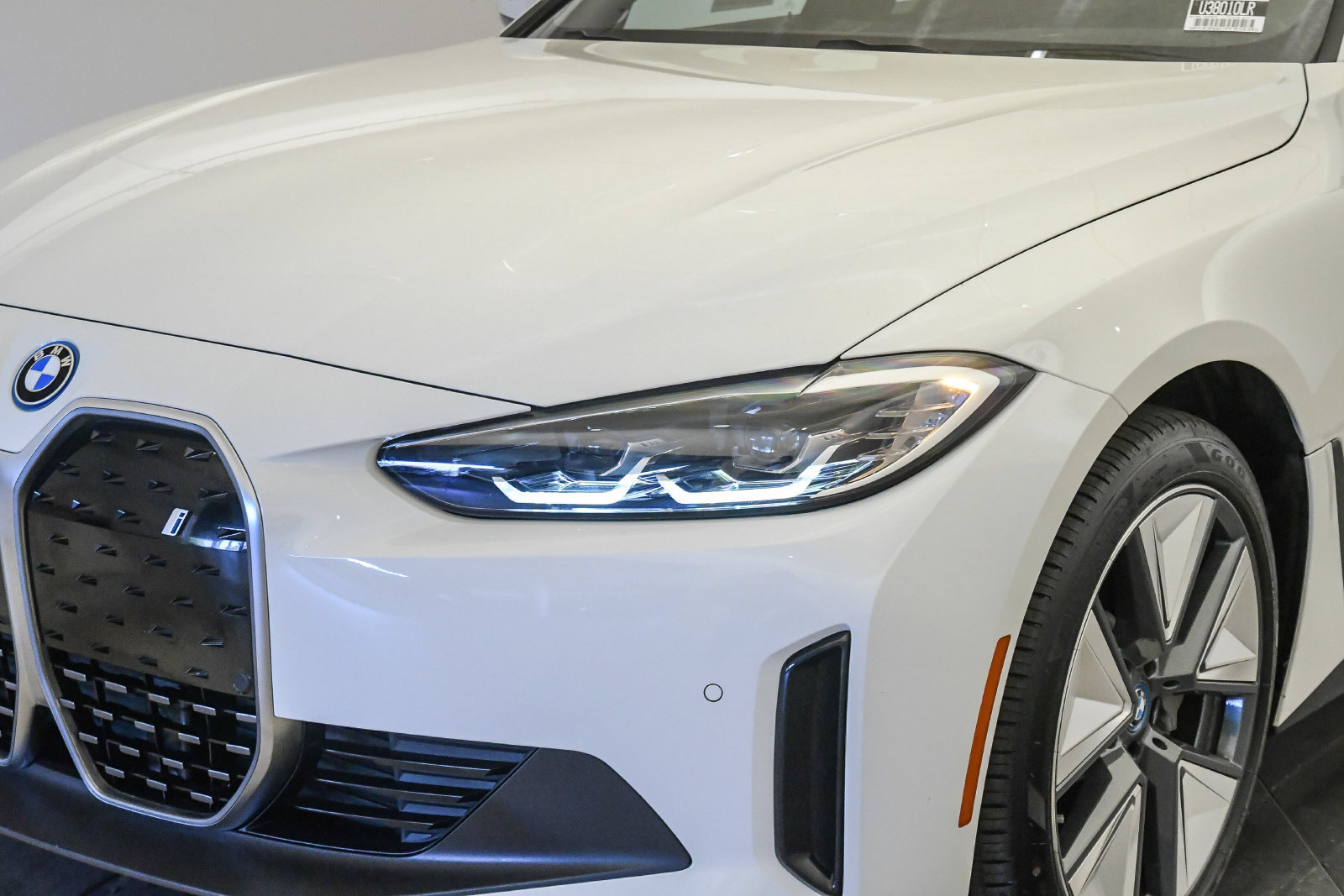 Certified 2023 BMW i4 eDrive35 RWD image 8