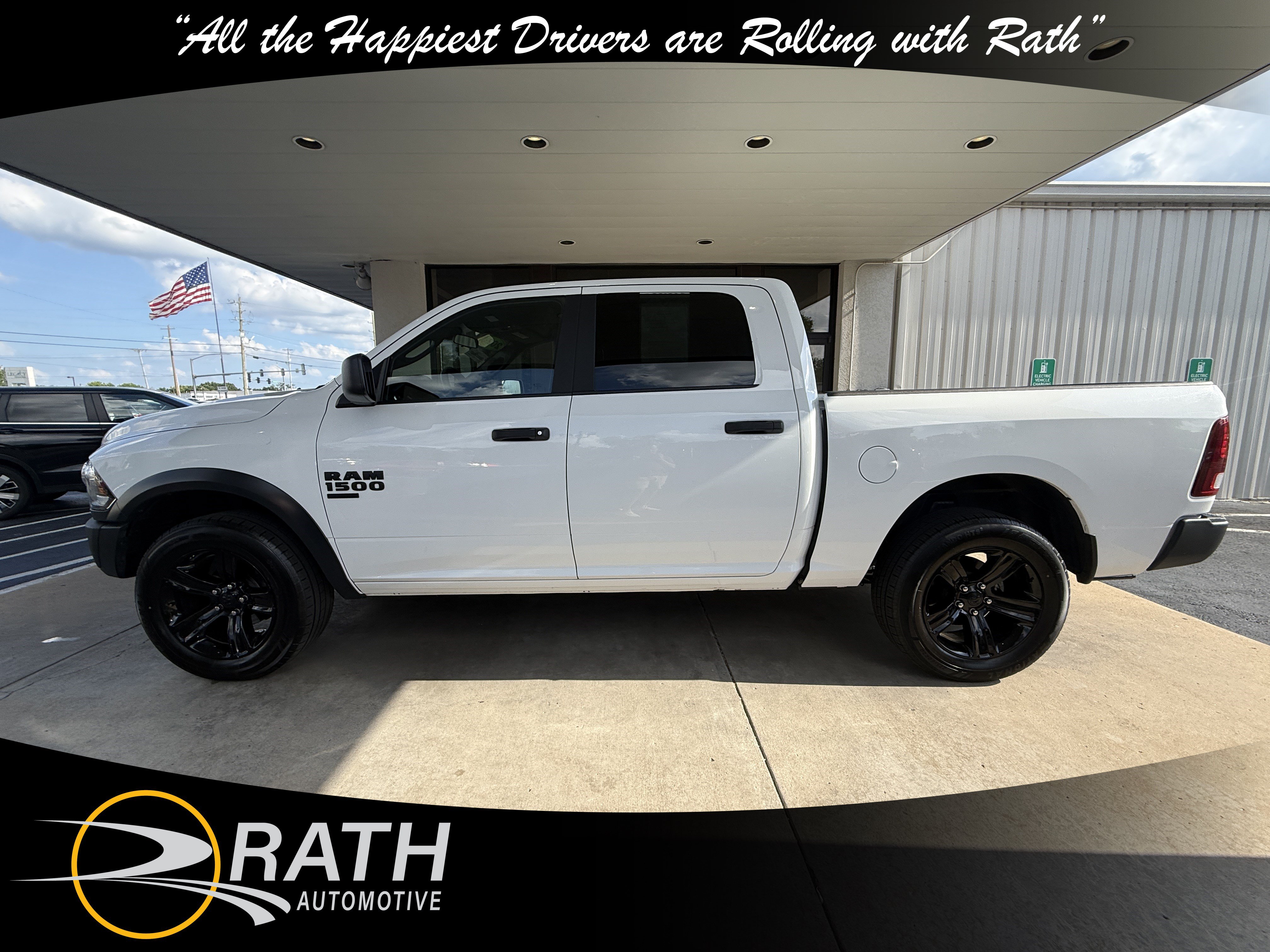 Used 2024 RAM 1500 Classic Warlock AWD/4WD image 6