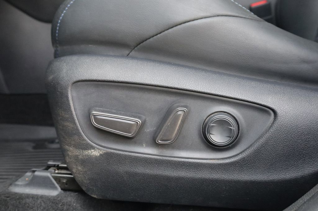 Used 2022 Toyota RAV4 XSE AWD/4WD image 32