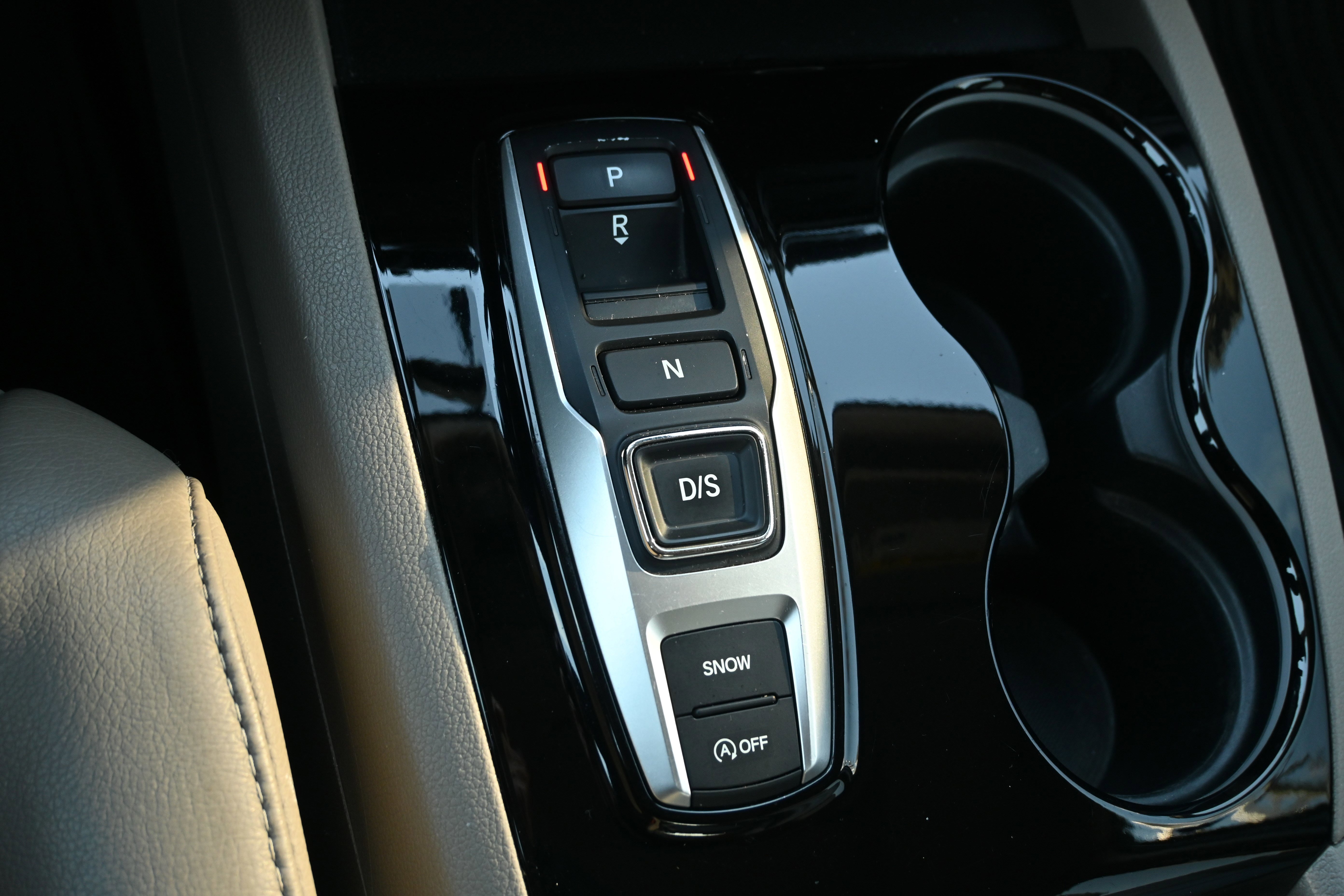 Used 2020 Honda Pilot Touring image 23