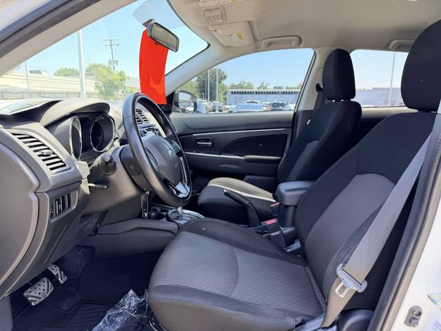 Used 2017 Mitsubishi Outlander Sport LE AWD/4WD image 16