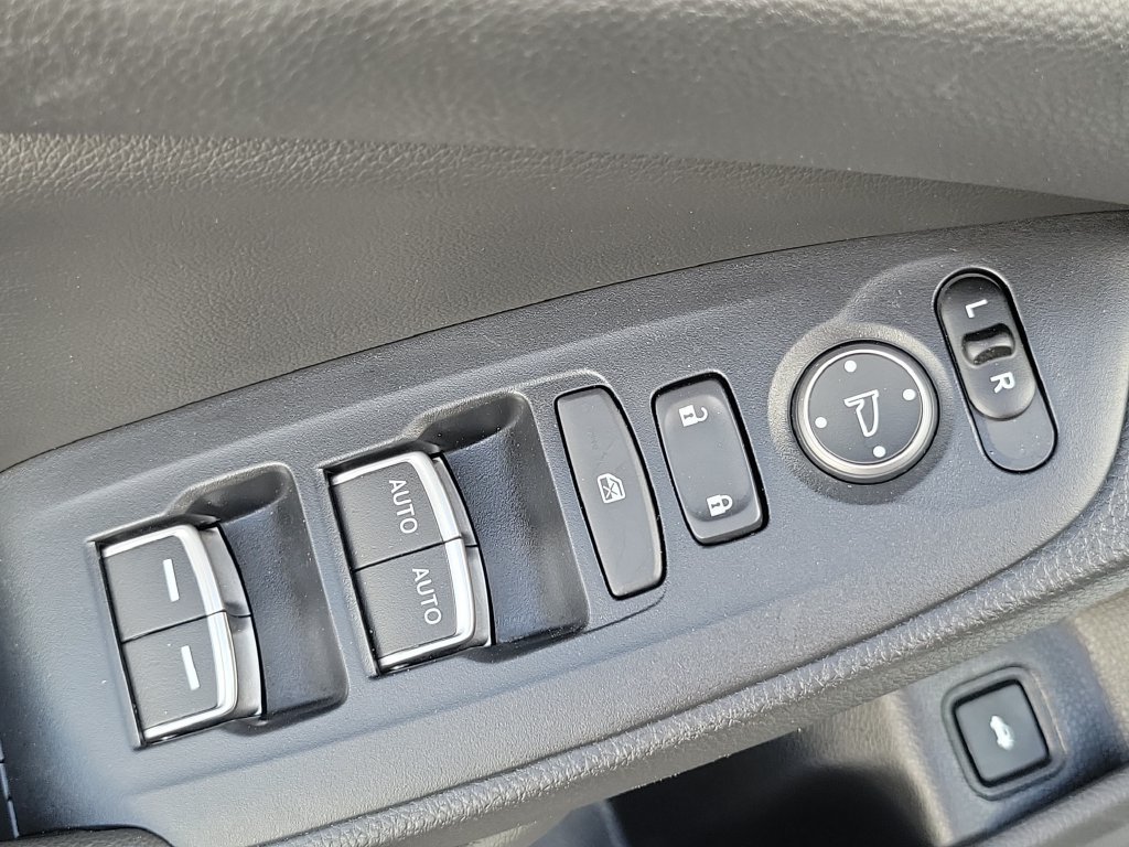Used 2019 Honda Accord EX image 22