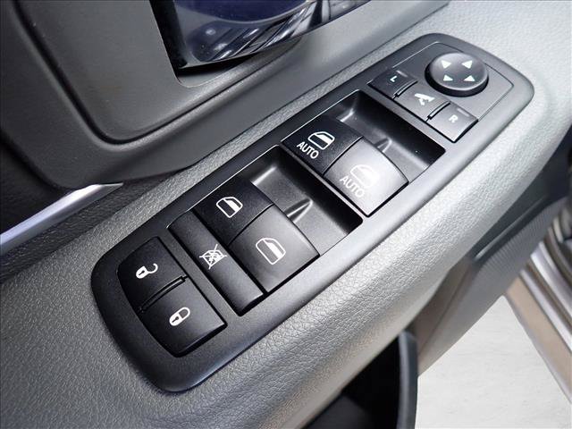 Used 2017 RAM 1500 Big Horn AWD/4WD image 13