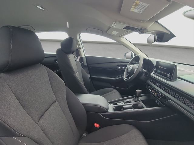 Used 2025 Honda Accord LX image 18