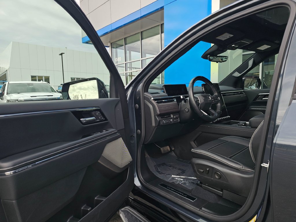 Used 2026 GMC Sierra EV Denali AWD/4WD image 23