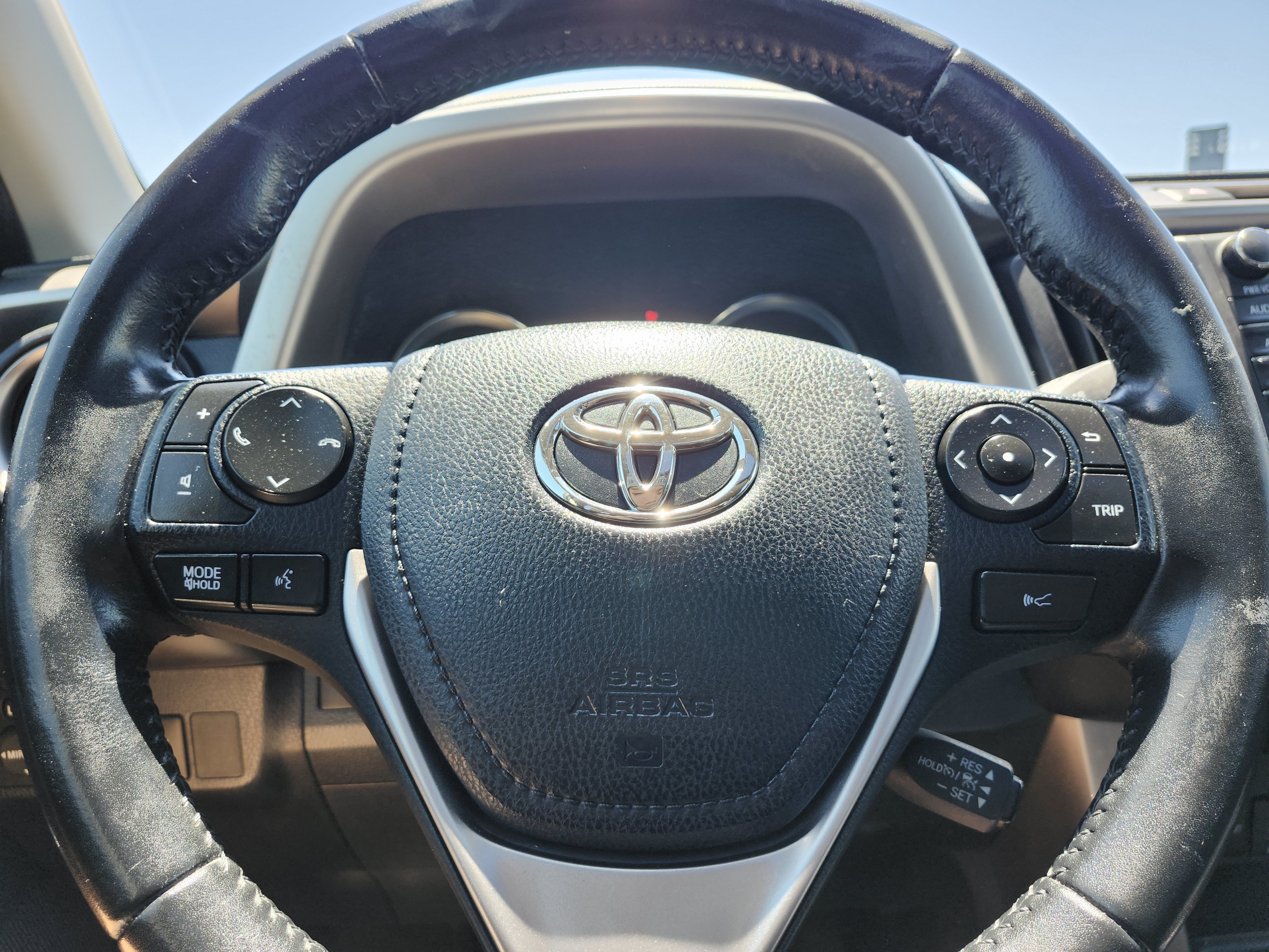 Used 2017 Toyota RAV4 Limited w/ Advanced Technology Package AWD/4WD image 29