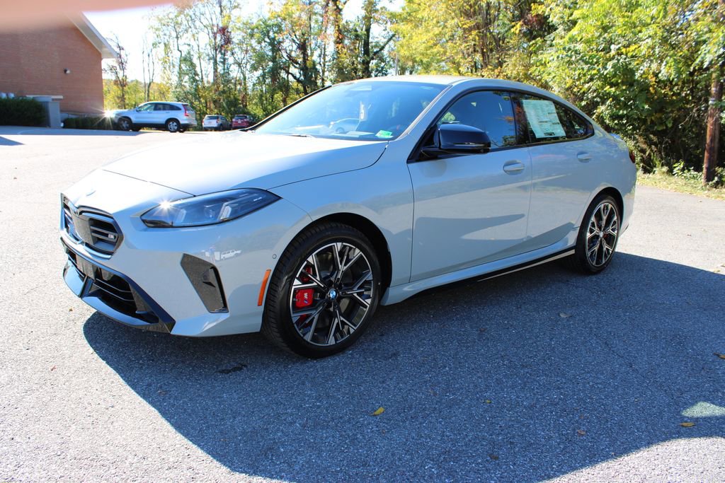 New 2026 BMW M235i xDrive w/ Technology Package AWD/4WD image 4