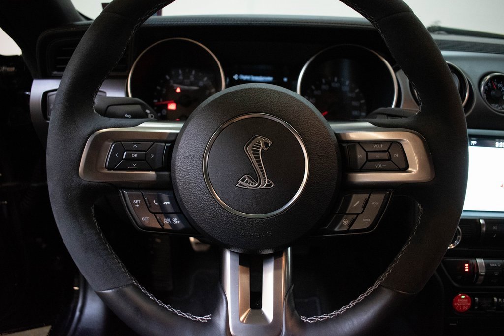 Used 2016 Ford Mustang Shelby GT350 w/ Technology Package image 17