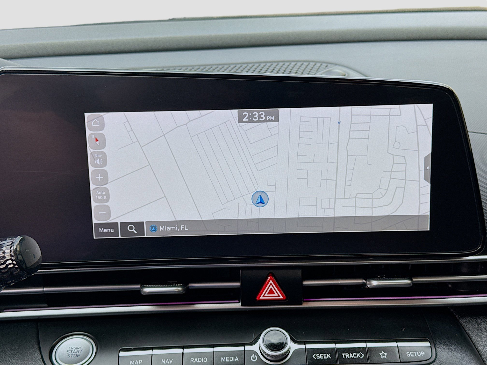 Used 2023 Hyundai Elantra Limited image 11