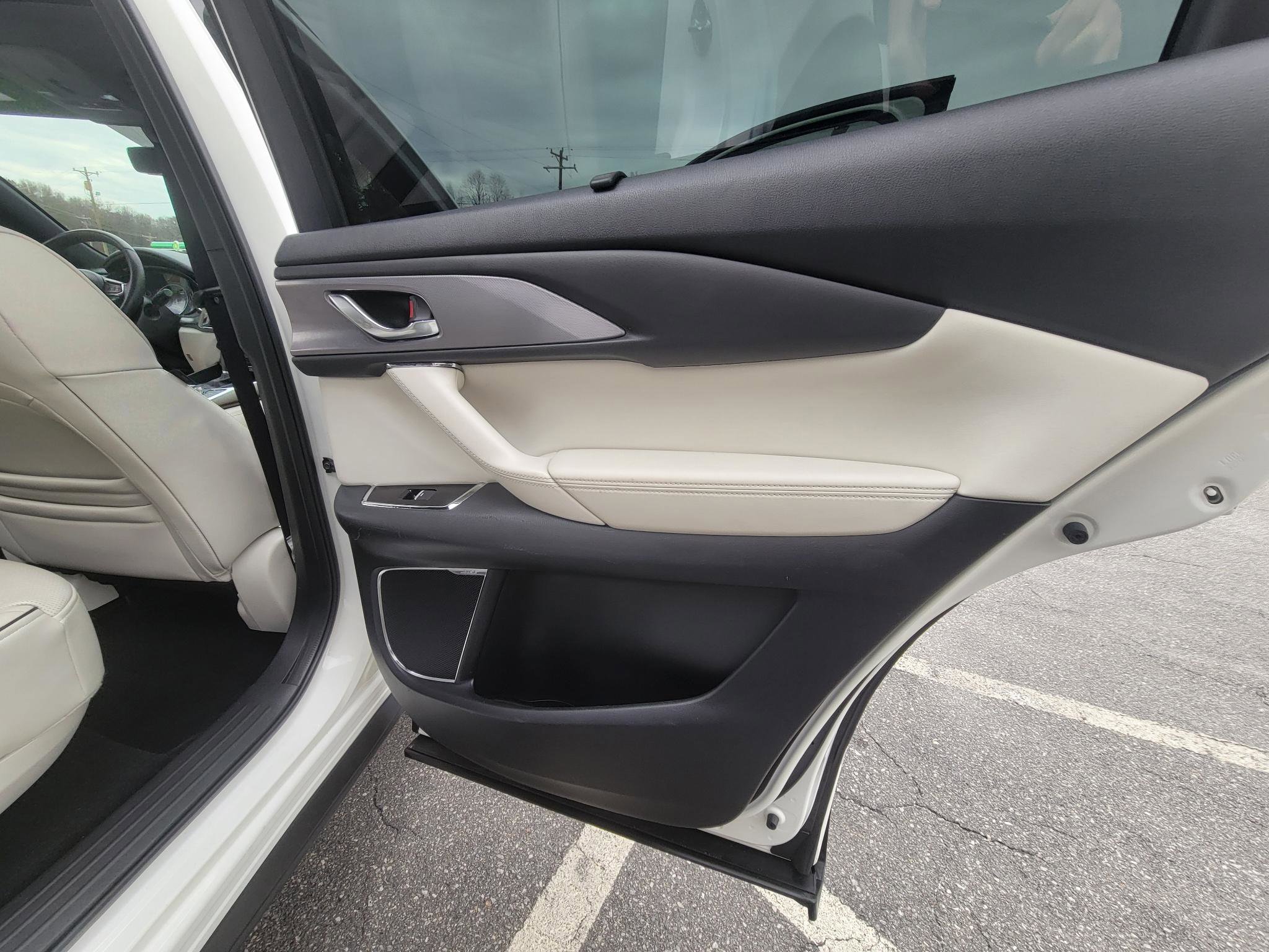 Used 2021 MAZDA CX-9 Signature image 41