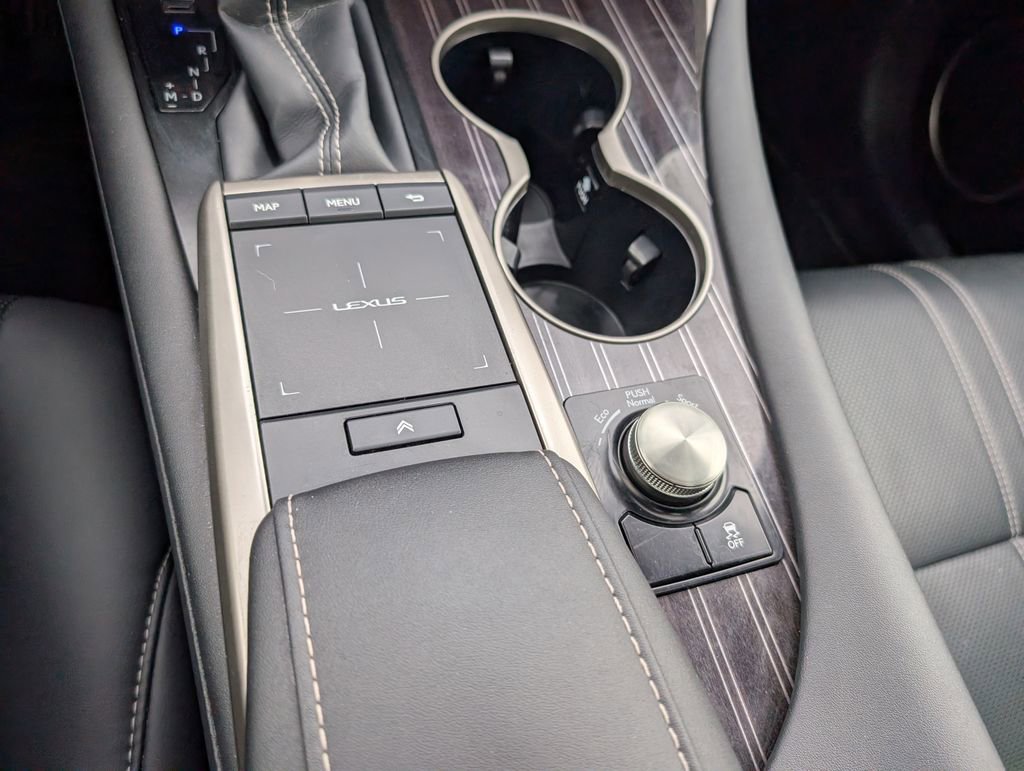 Used 2020 Lexus RX 350 FWD w/ Luxury Package image 23