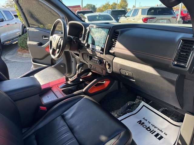 Used 2023 Nissan Frontier Pro-X w/ Pro-X Premium Package image 12