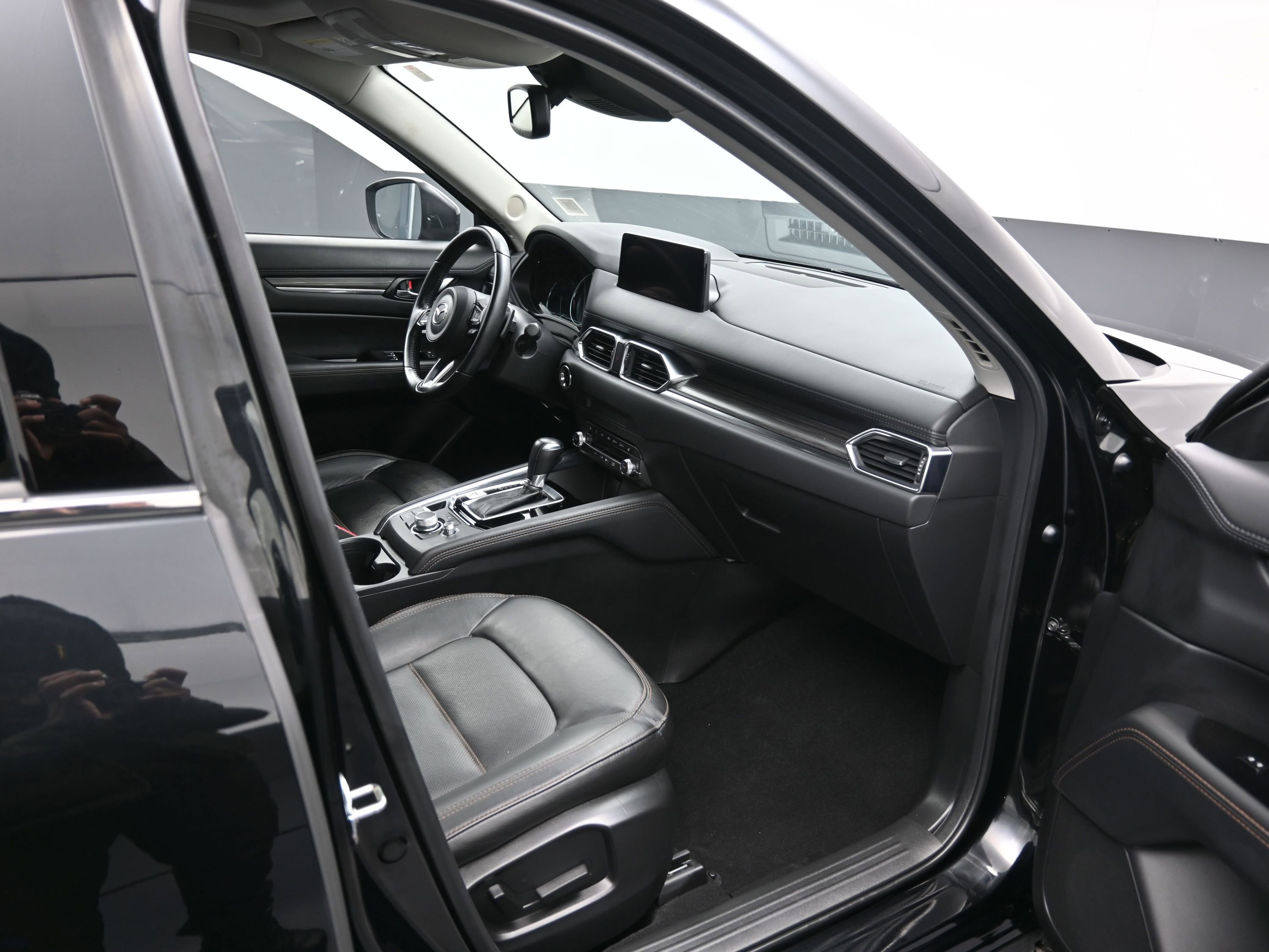 Used 2023 MAZDA CX-5 AWD 2.5 S w/ Premium Package image 18