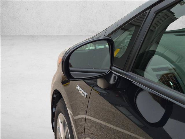 Used 2015 Toyota Prius V Three FWD image 14