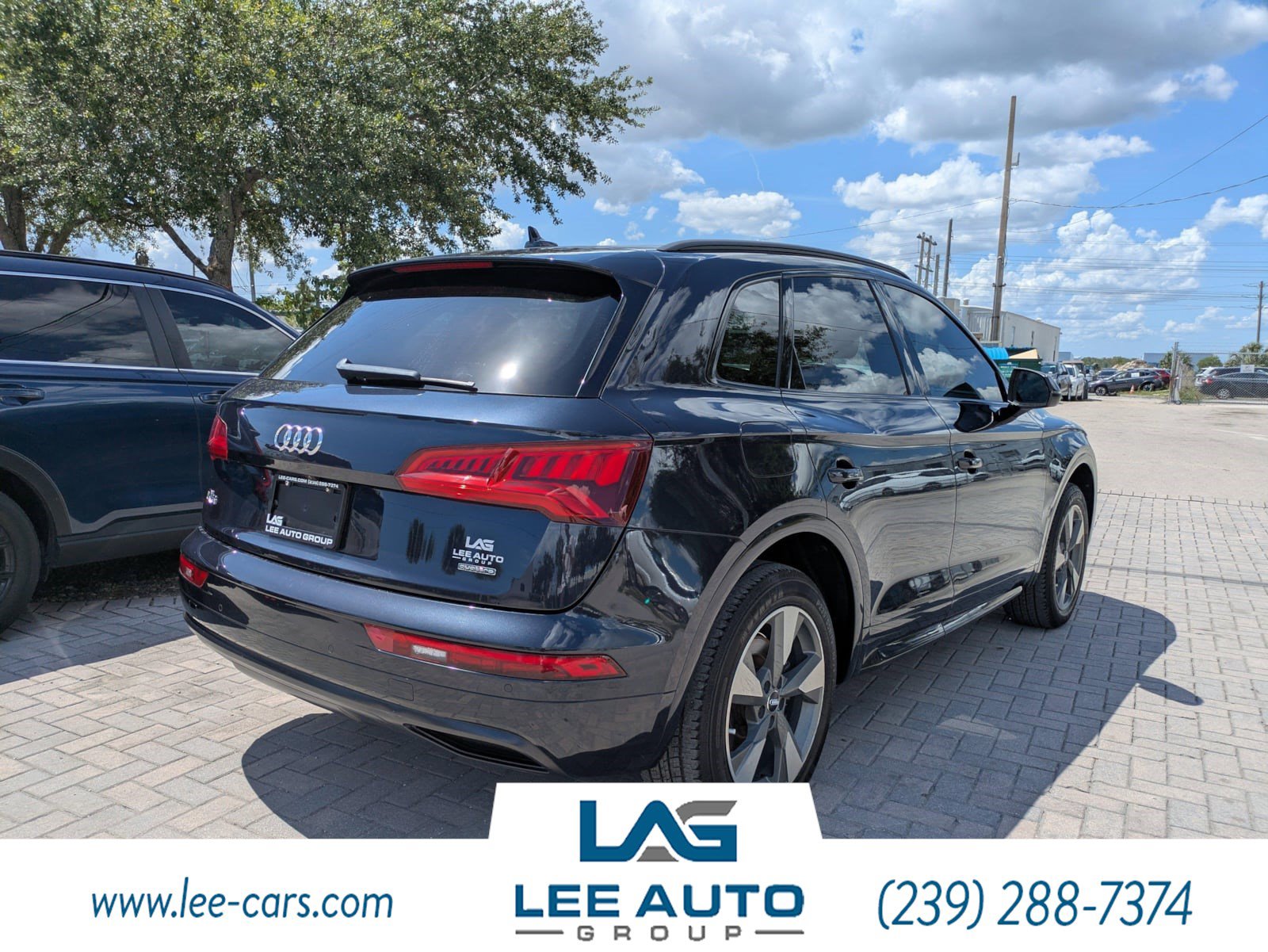 Used 2020 Audi Q5 2.0T Premium w/ Titanium Sport Package AWD/4WD image 3