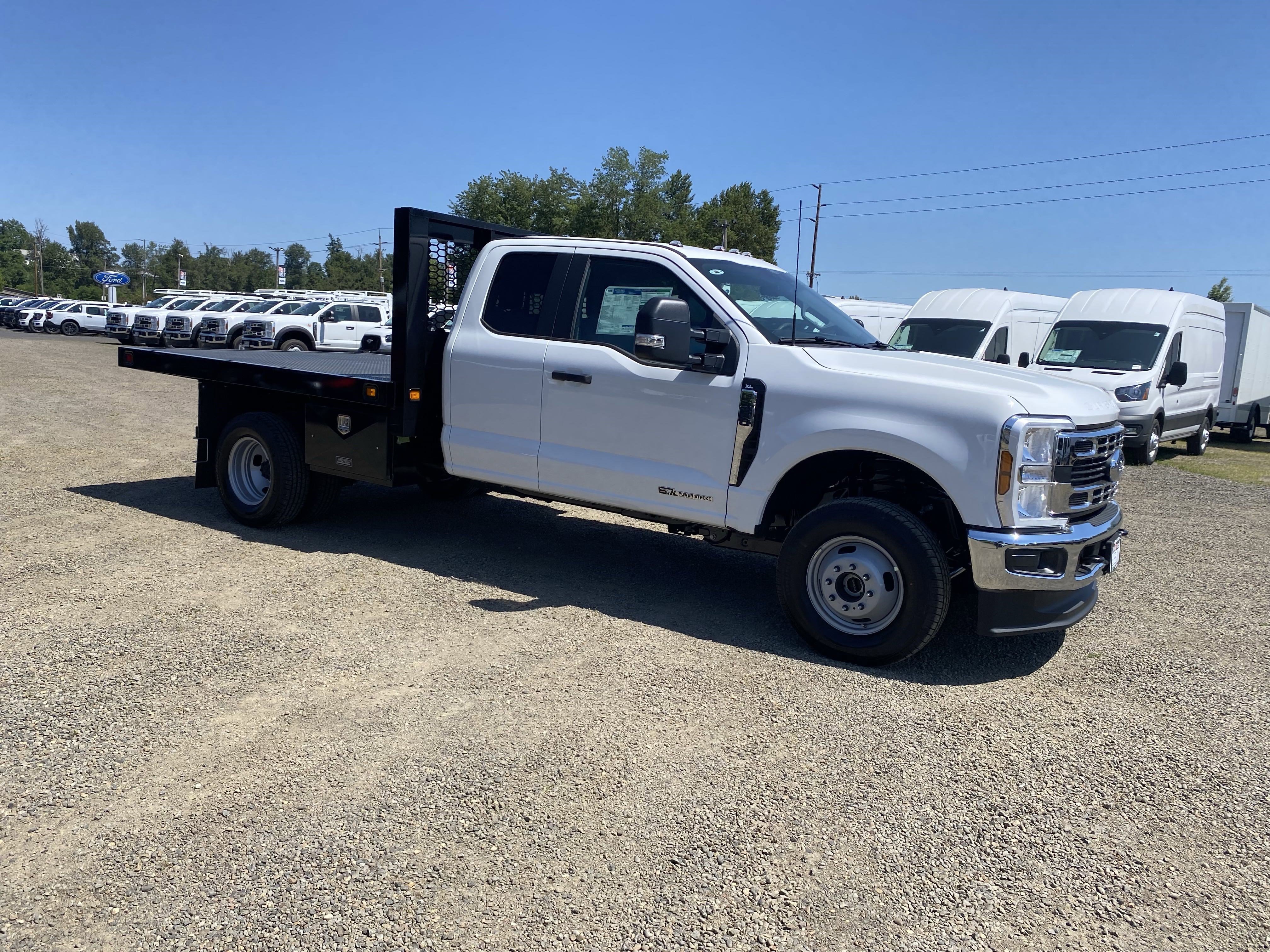 New 2025 Ford F350 XL w/ XL Chrome Package image 7