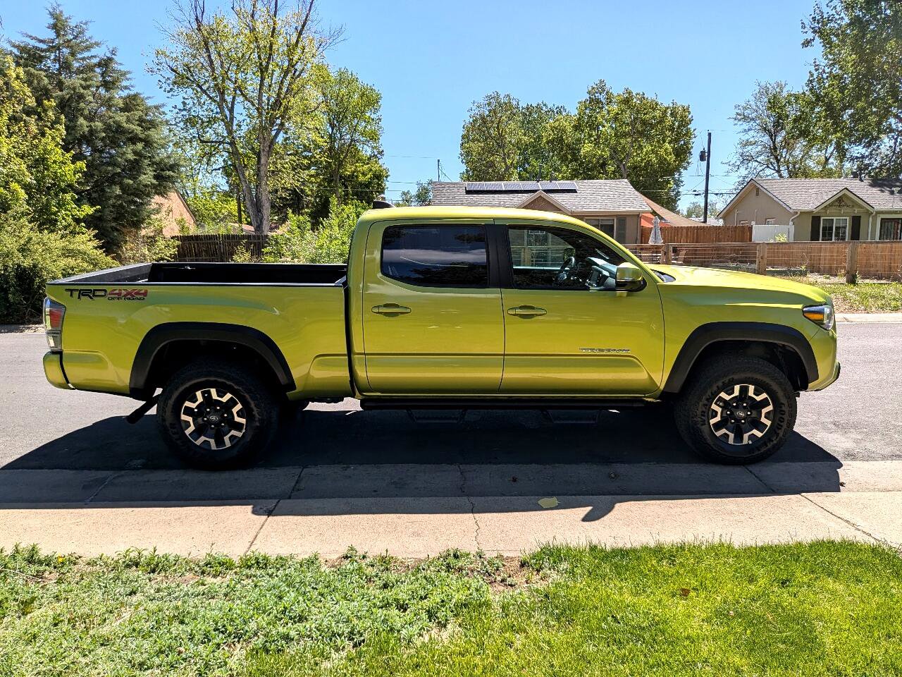 Used 2023 Toyota Tacoma TRD Off-Road w/ Advanced Technology Package image 6