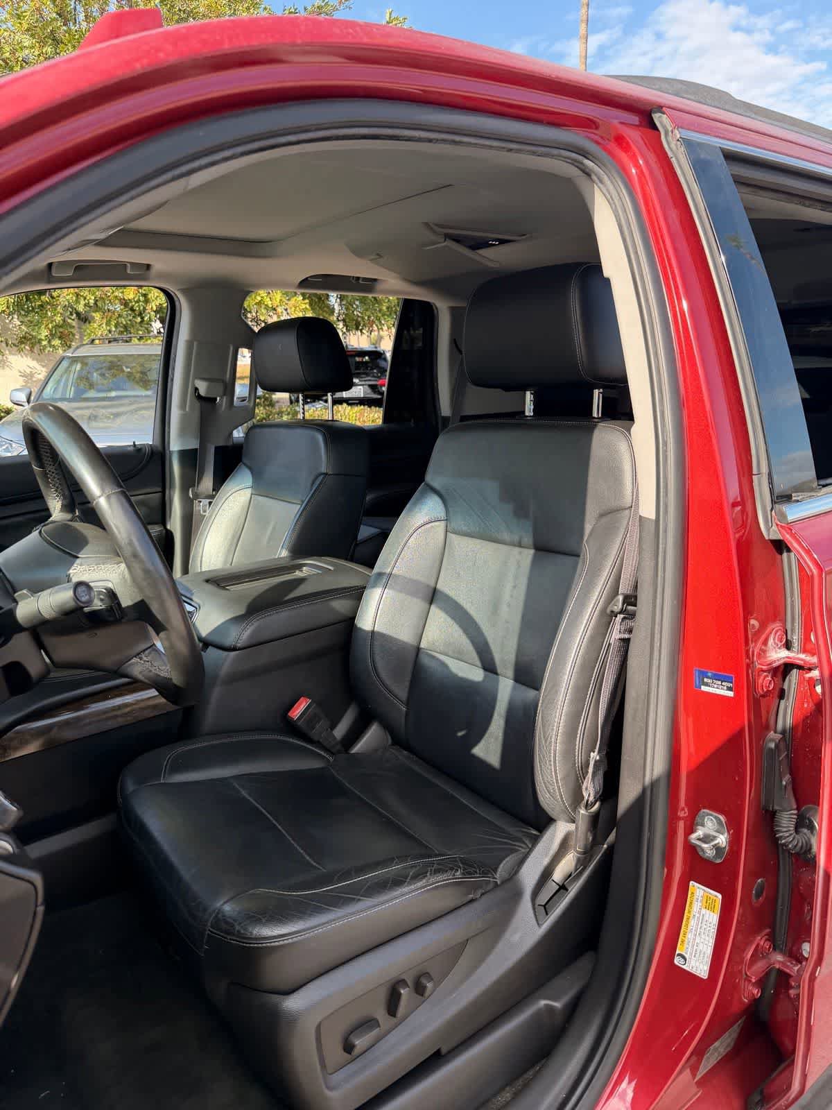 Used 2015 Chevrolet Tahoe LT RWD image 9