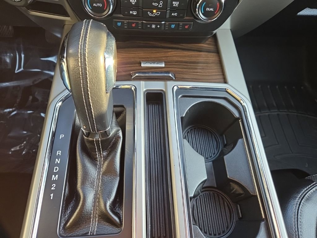 Used 2016 Ford F150 Lariat image 18