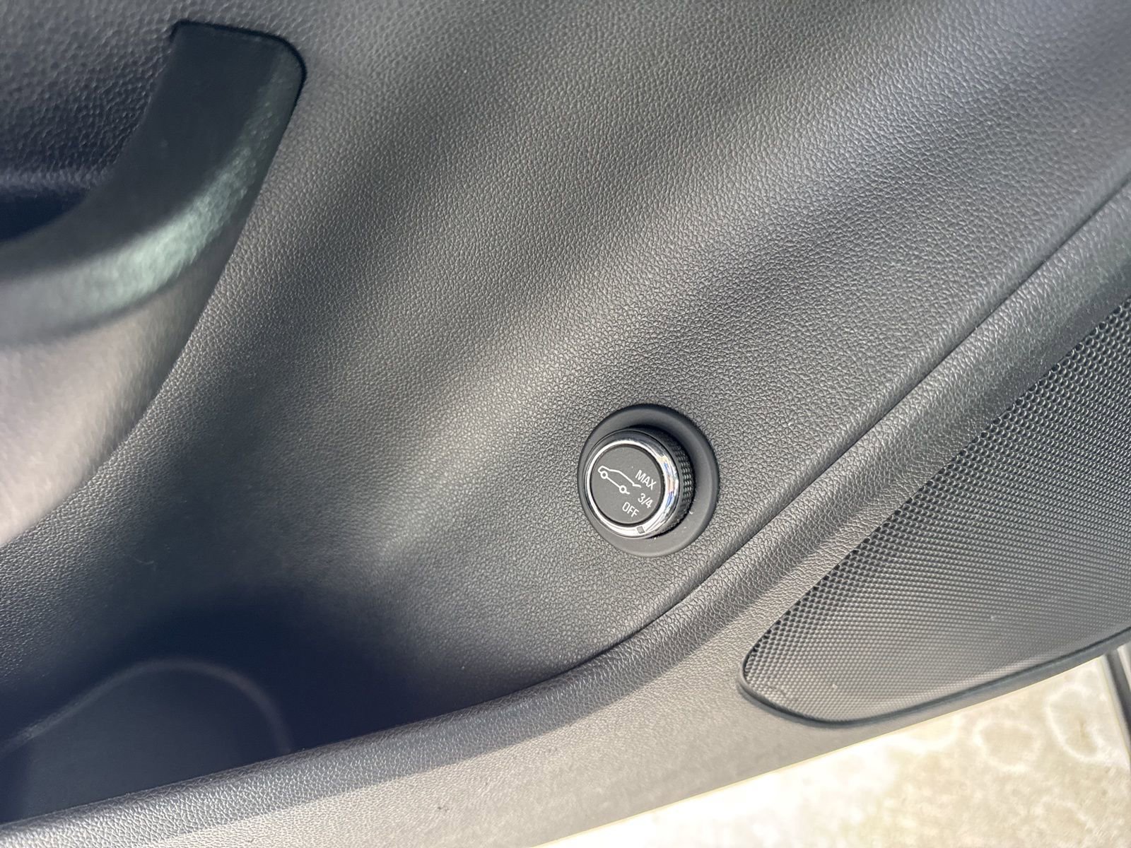 Used 2023 Chevrolet Blazer LT w/ Convenience Package image 25