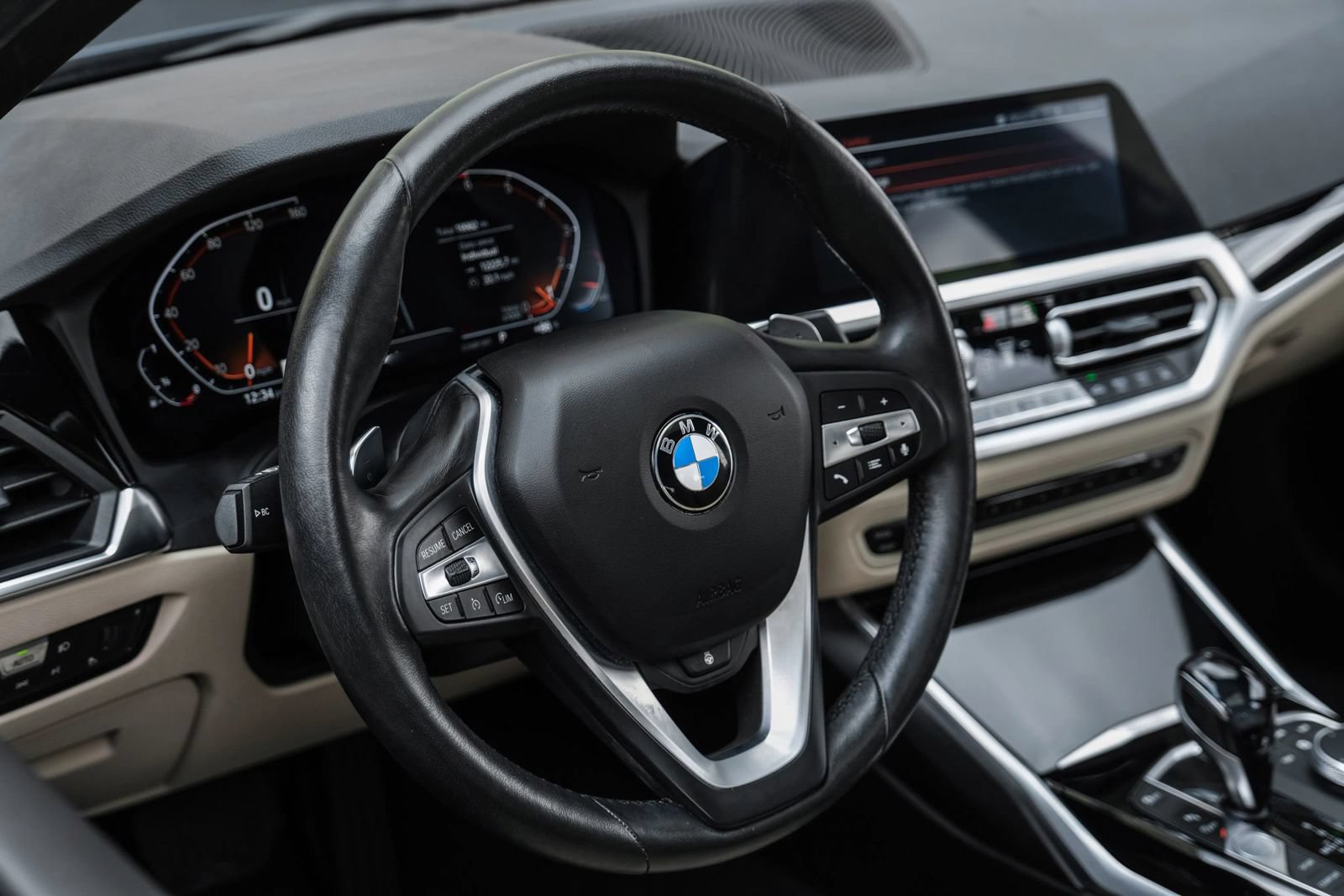 Used 2019 BMW 330i xDrive Sedan w/ Convenience Package AWD/4WD image 17