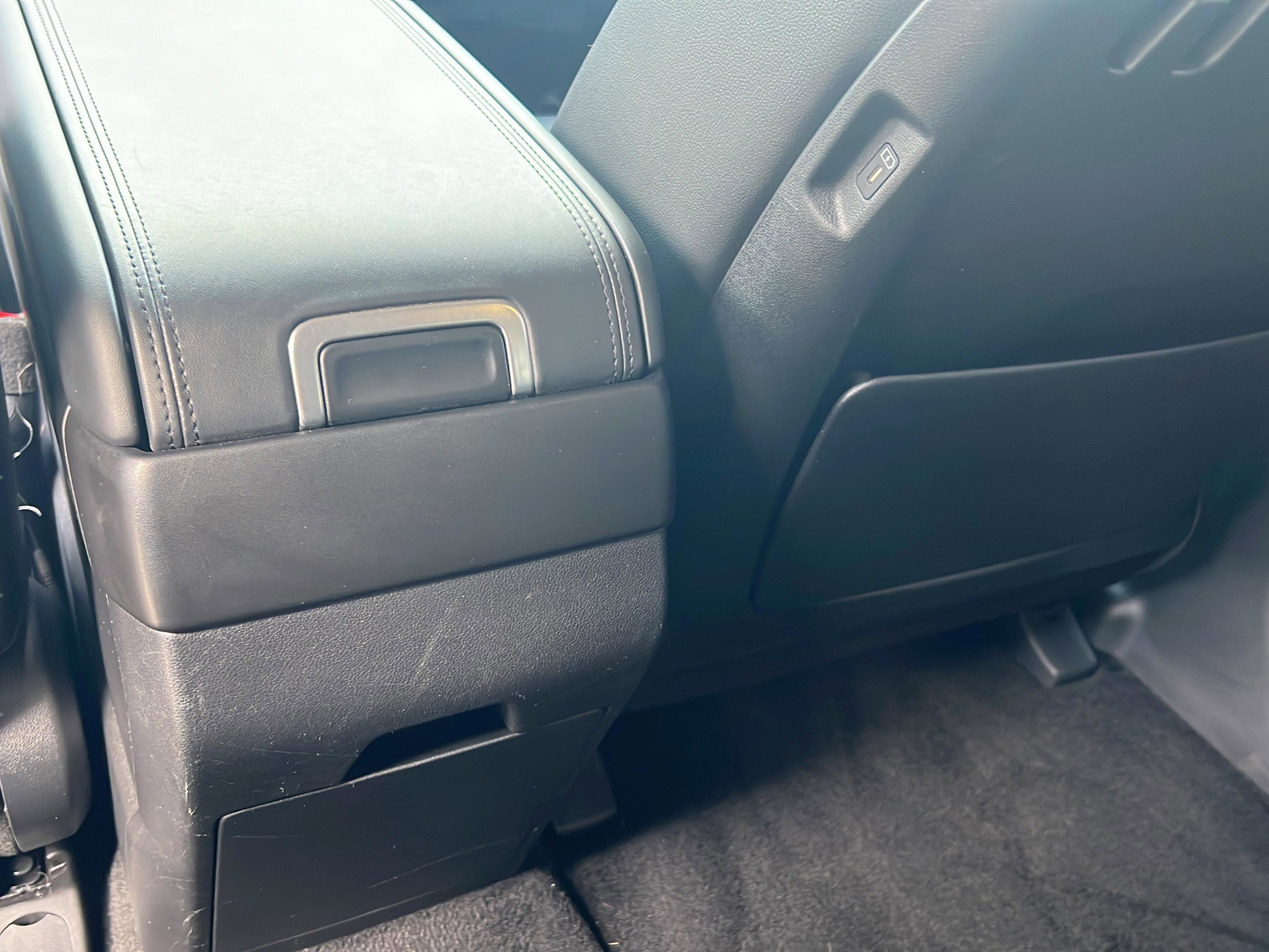 Certified 2025 Hyundai Santa Fe Limited image 14