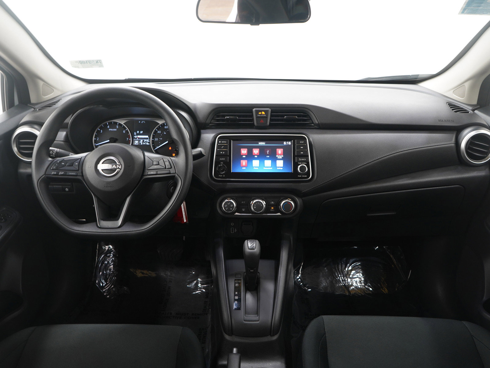 Used 2024 Nissan Versa S w/ Trunk Package image 14