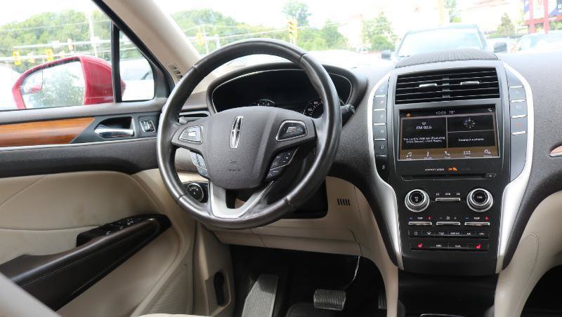 Used 2017 Lincoln MKC Select w/ Lincoln MKC Climate Package FWD image 20