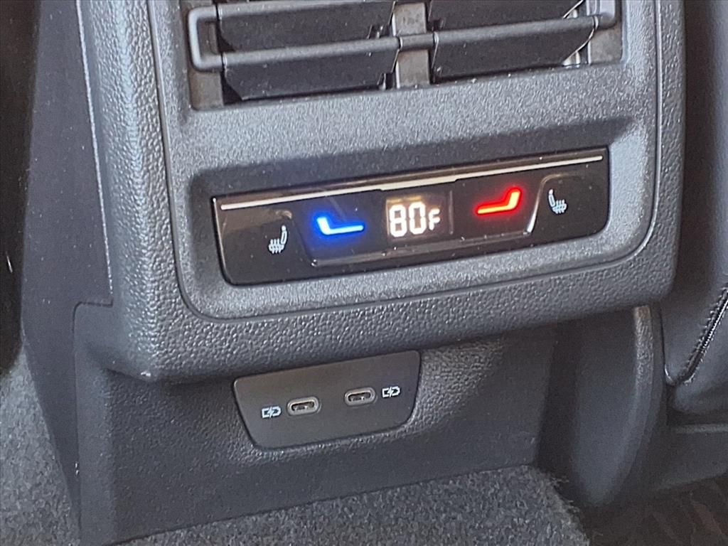 Used 2024 Volkswagen GTI Autobahn image 17