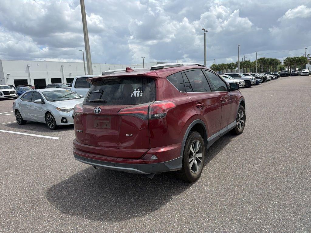 Used 2018 Toyota RAV4 XLE image 3
