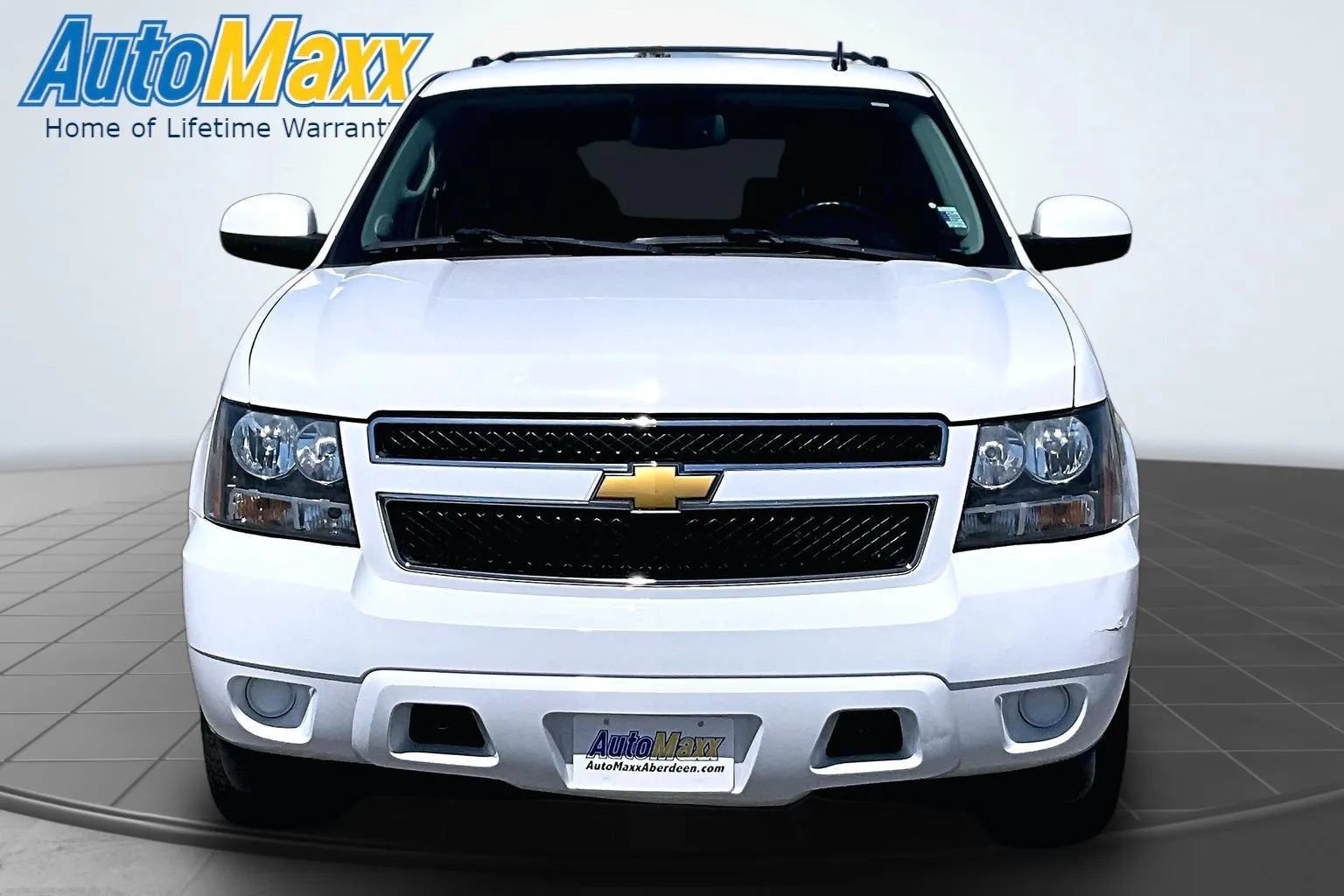 Used 2014 Chevrolet Suburban LS AWD/4WD image 2