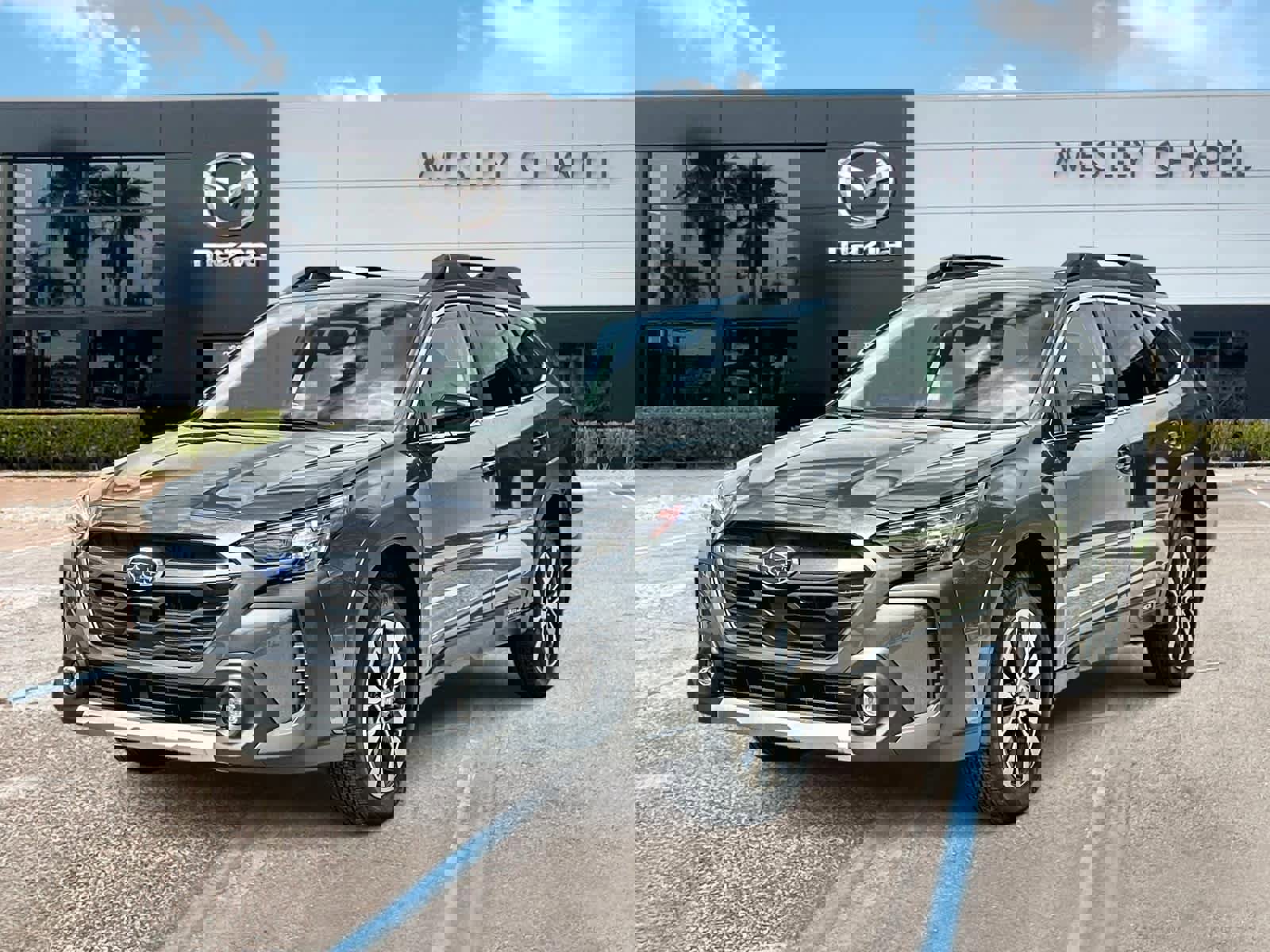 Used 2025 Subaru Outback Limited image 1