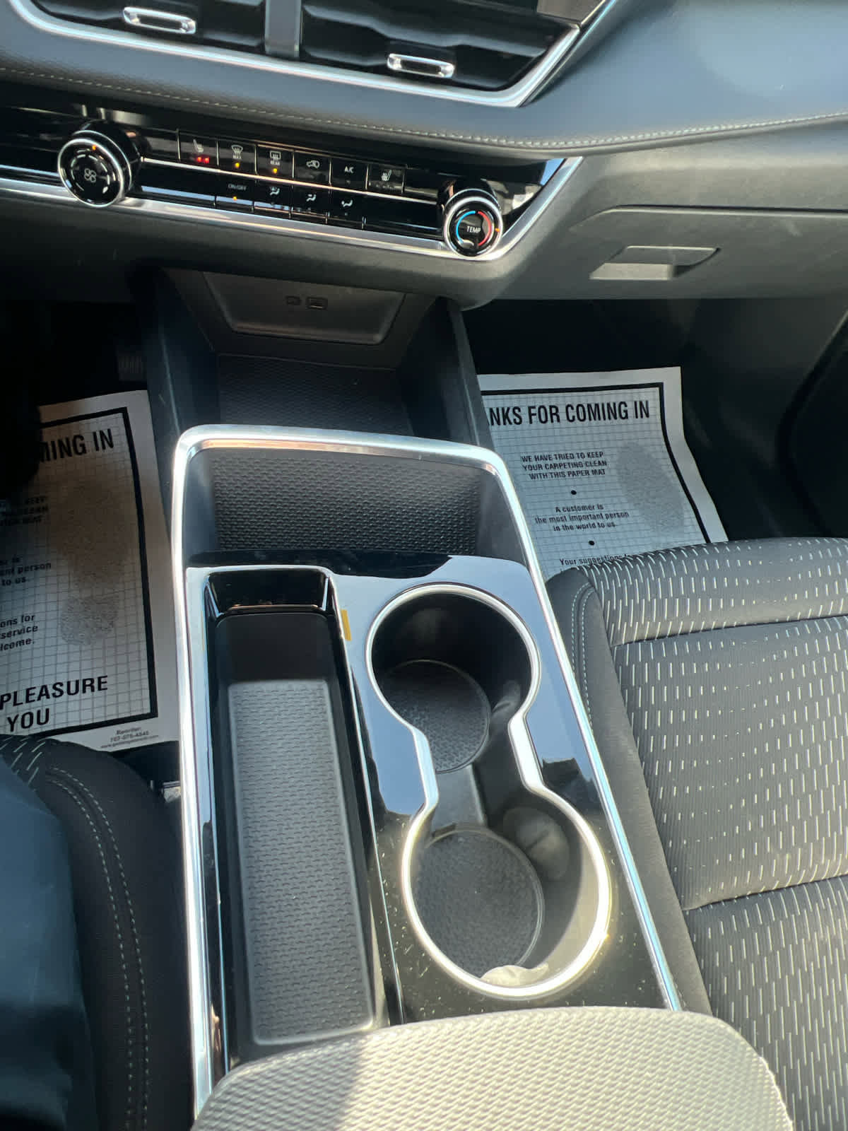 Used 2025 Chevrolet Equinox LT image 20