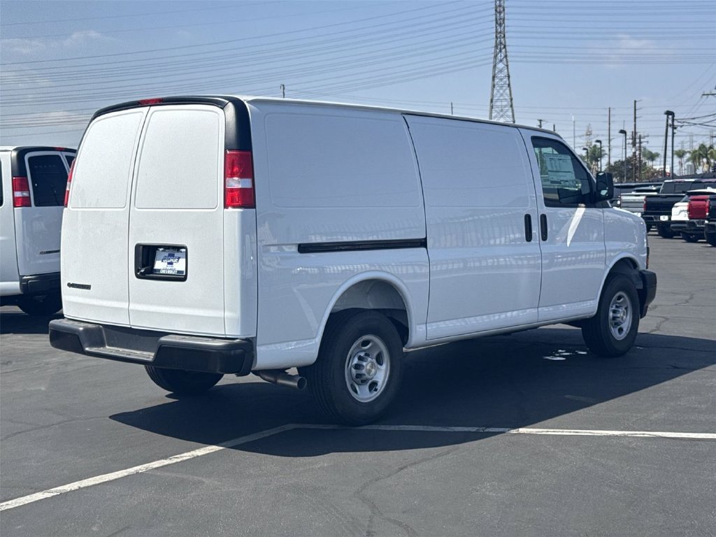 New 2026 Chevrolet Express 2500 w/ Driver Convenience Package RWD image 5