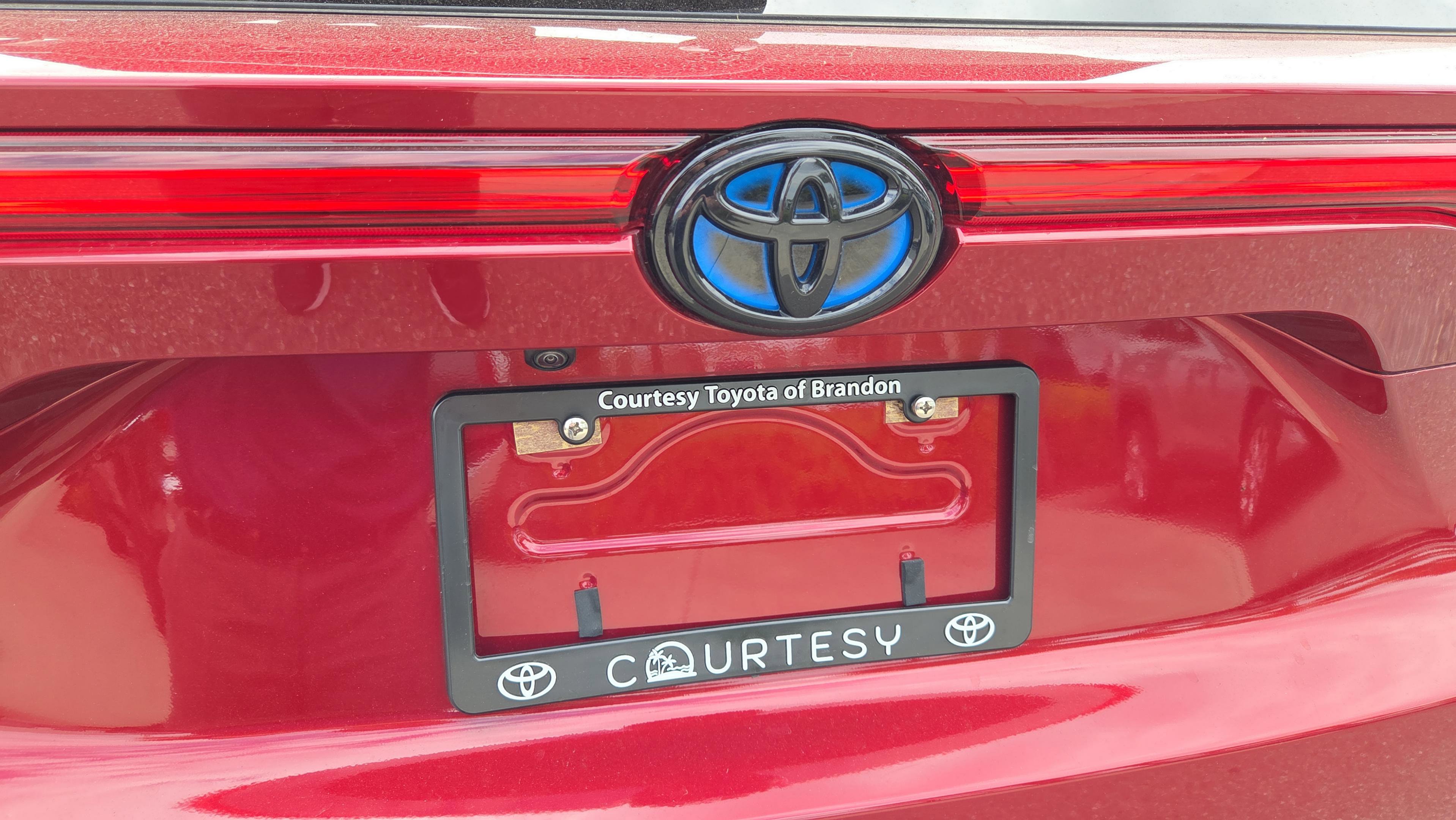 Certified 2024 Toyota Venza Nightshade image 35