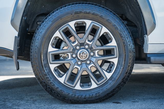 Used 2024 Toyota Sequoia Limited w/ Tow Technology Package AWD/4WD image 27