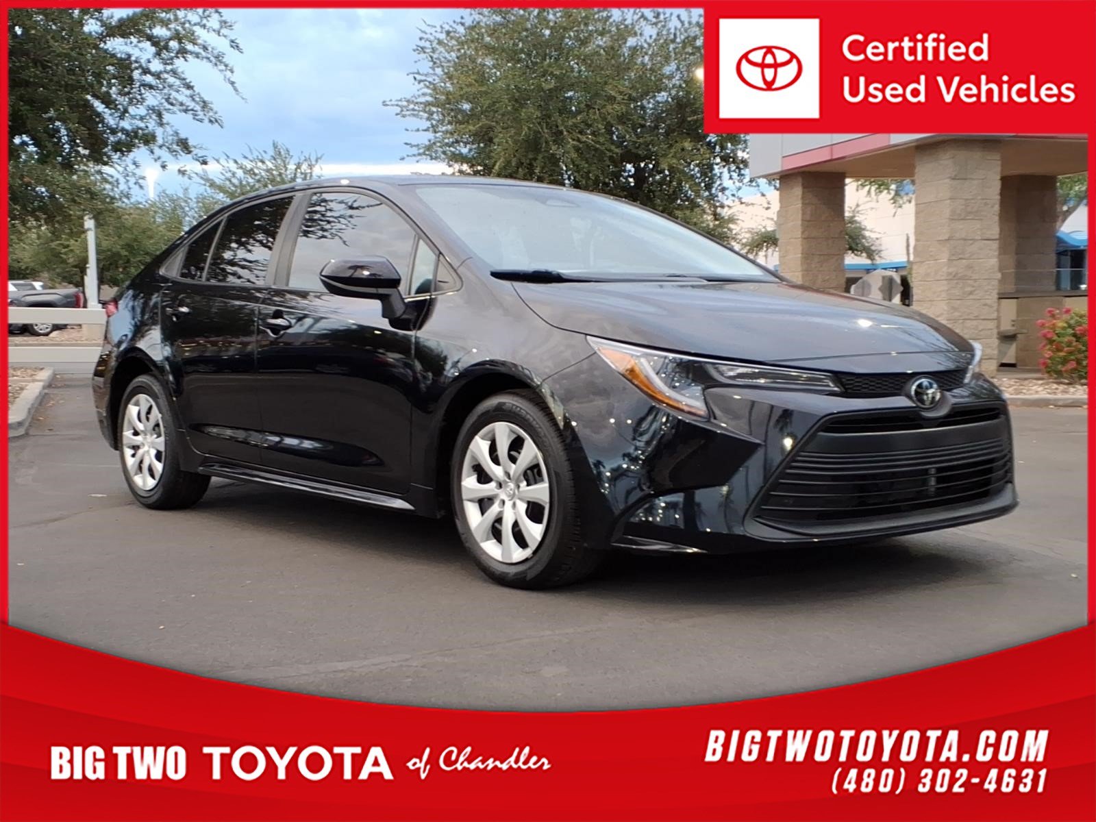 Certified 2025 Toyota Corolla LE FWD image 1